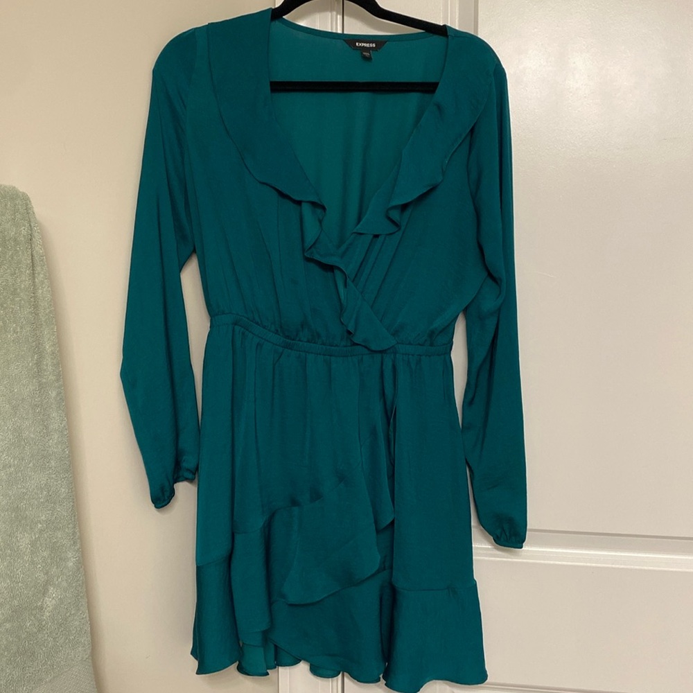 Green ruffle express dress